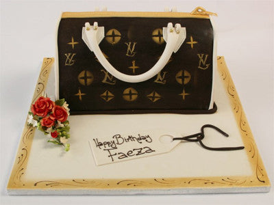 Louis Vuitton purse cake.  Louis vuitton birthday, Louis vuitton